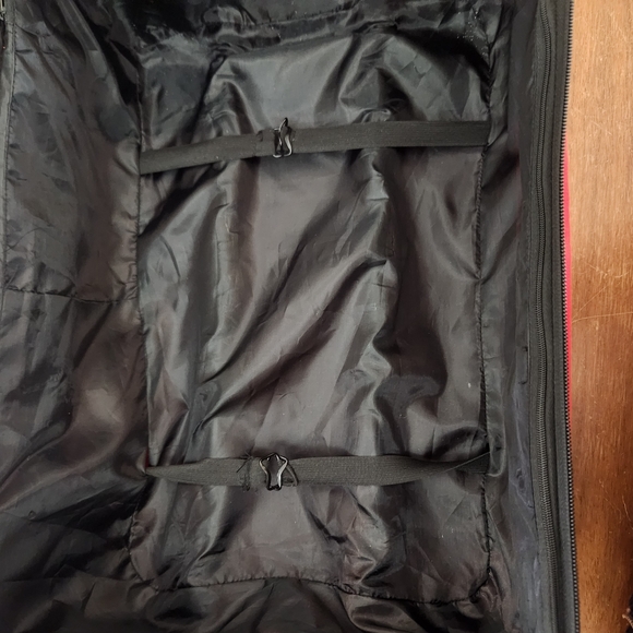 Walt Disney Vintage 1971 Roller Extending Handle Luggage Travel Bag - Picture 9 of 11